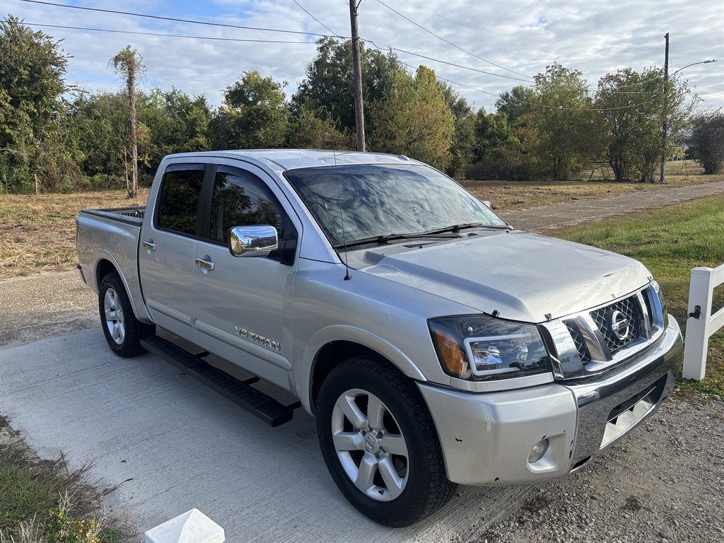 2008 Nissan Titan LE