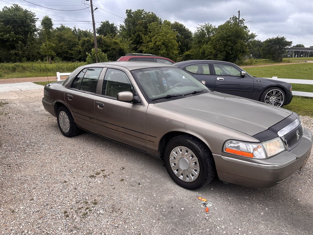 2005 Mercury Grand Marquis's photo